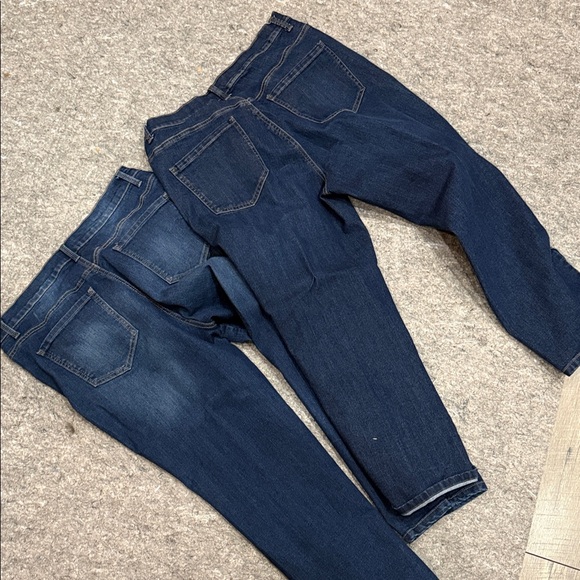 Gloria Vanderbilt Women's High Rise Jeans - Dark Blue and Light Gray - Picture 5 of 5